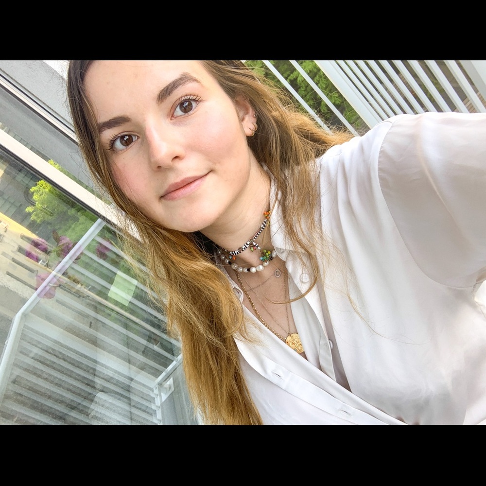 Meet your Posher, Pia
